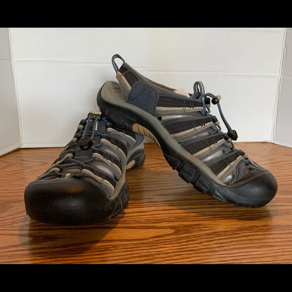 Keen Water Shoes Men’s Size 9